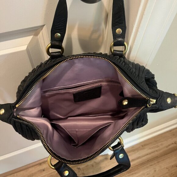 Vintage Coach Ashley Gathered Raspberry Black Leather Satchel Shoulder Bag - Picture 4 of 4